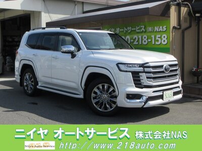 2023 Toyota LAND CRUISER 300 — фото 1