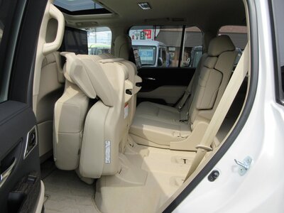2023 Toyota LAND CRUISER 300 — миниатюра 144
