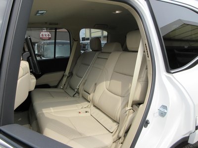 2023 Toyota LAND CRUISER 300 — миниатюра 126