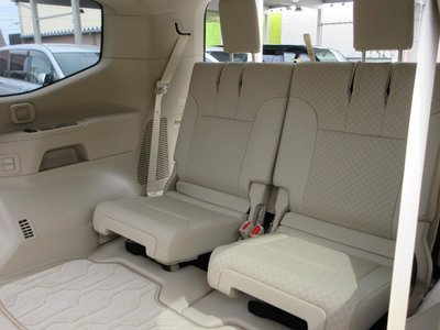 2023 Toyota LAND CRUISER 300 — миниатюра 129