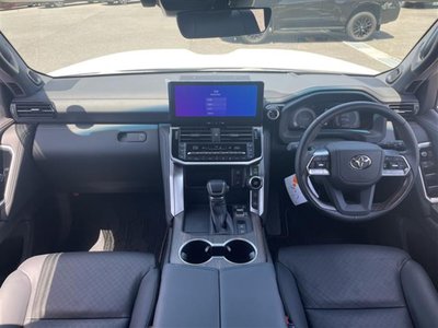 TOYOTA LAND CRUISER - 4