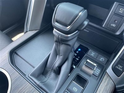 TOYOTA LAND CRUISER - 9