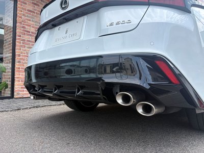 صورة مصغرة 12 لـ 2023 Lexus IS