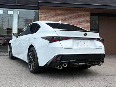 صورة 7 لـ 2023 Lexus IS