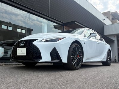 صورة 1 لـ 2023 Lexus IS