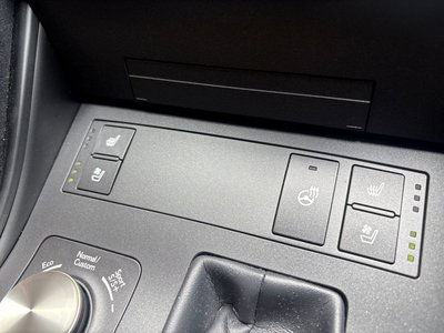 صورة مصغرة 17 لـ 2023 Lexus IS