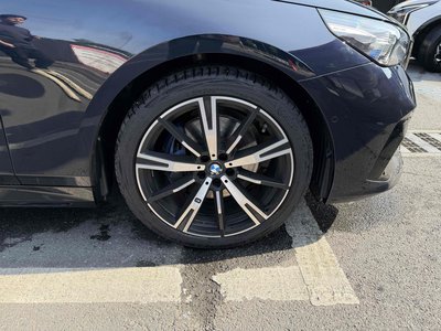 BMW 5 SERIES - 8