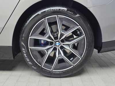 BMW 5 SERIES - 6