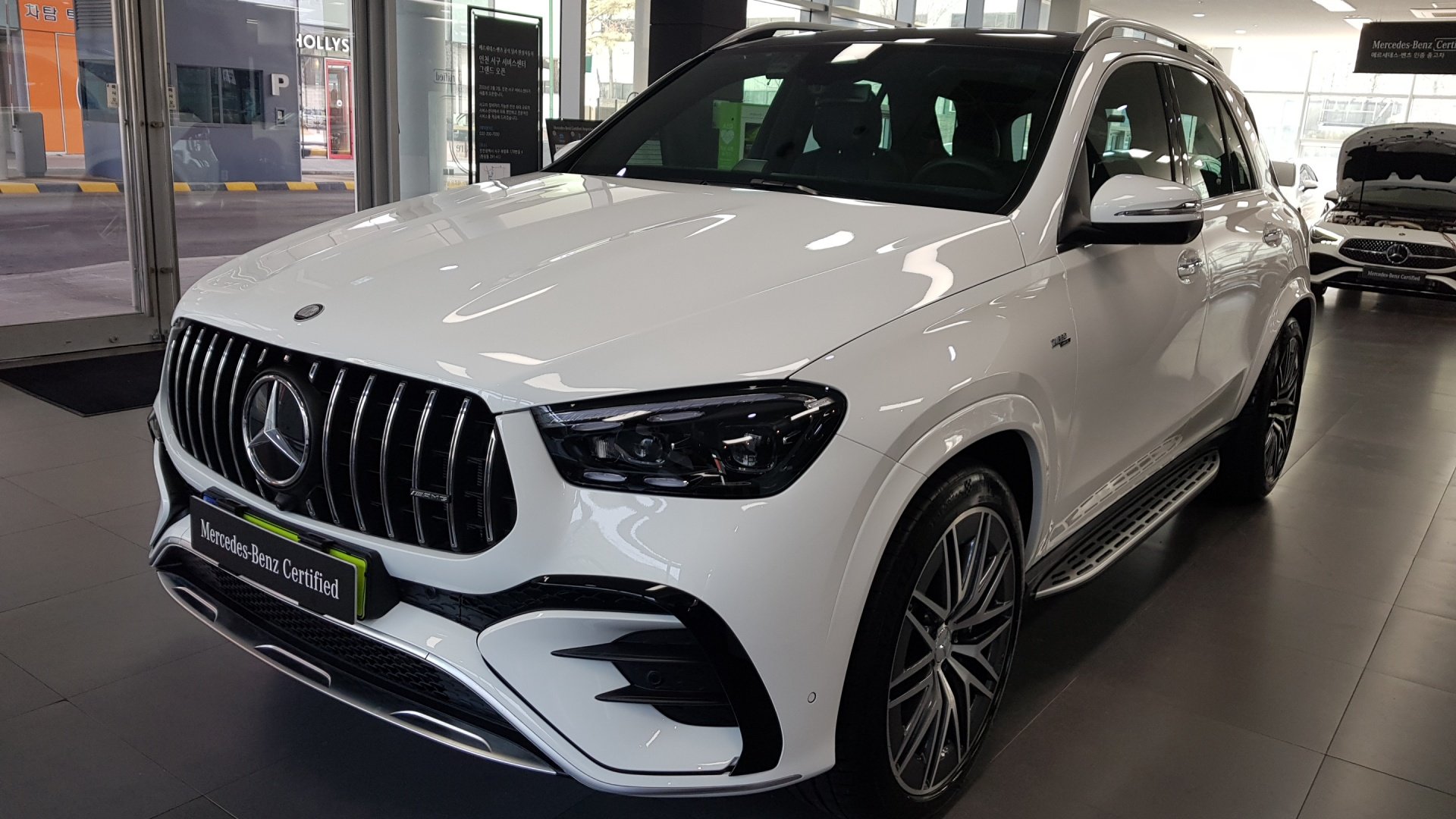 MERCEDES-BENZ GLE - View 1