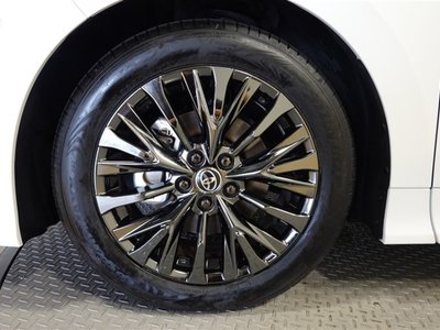 2025 Toyota VELLFIRE photo 9