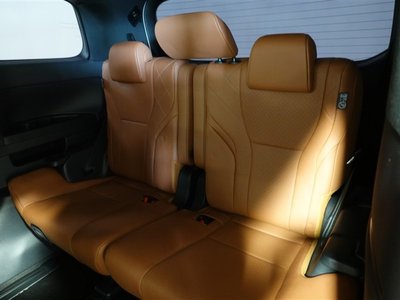 2025 Toyota VELLFIRE photo 8