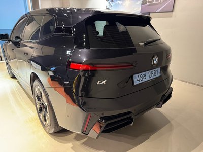 2026 BMW IX photo 3