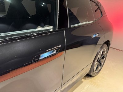 2026 BMW IX photo 5
