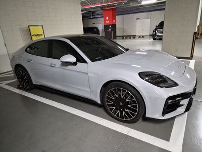 PORSCHE PANAMERA - 2