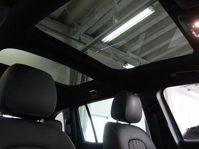 MERCEDES-BENZ GLB - 3