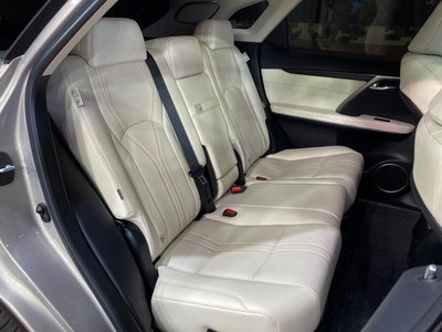 LEXUS RX - 9