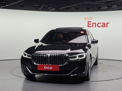BMW 7 SERIES - 2