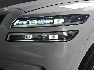صورة 9 لـ 2020 Genesis GV80