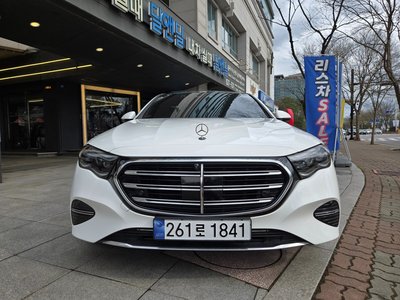 MERCEDES-BENZ E-CLASS - 2