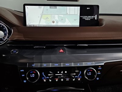 2021 Genesis G80 (RG3) — миниатюра 18