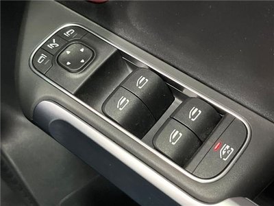 MERCEDES-BENZ GLB - 6