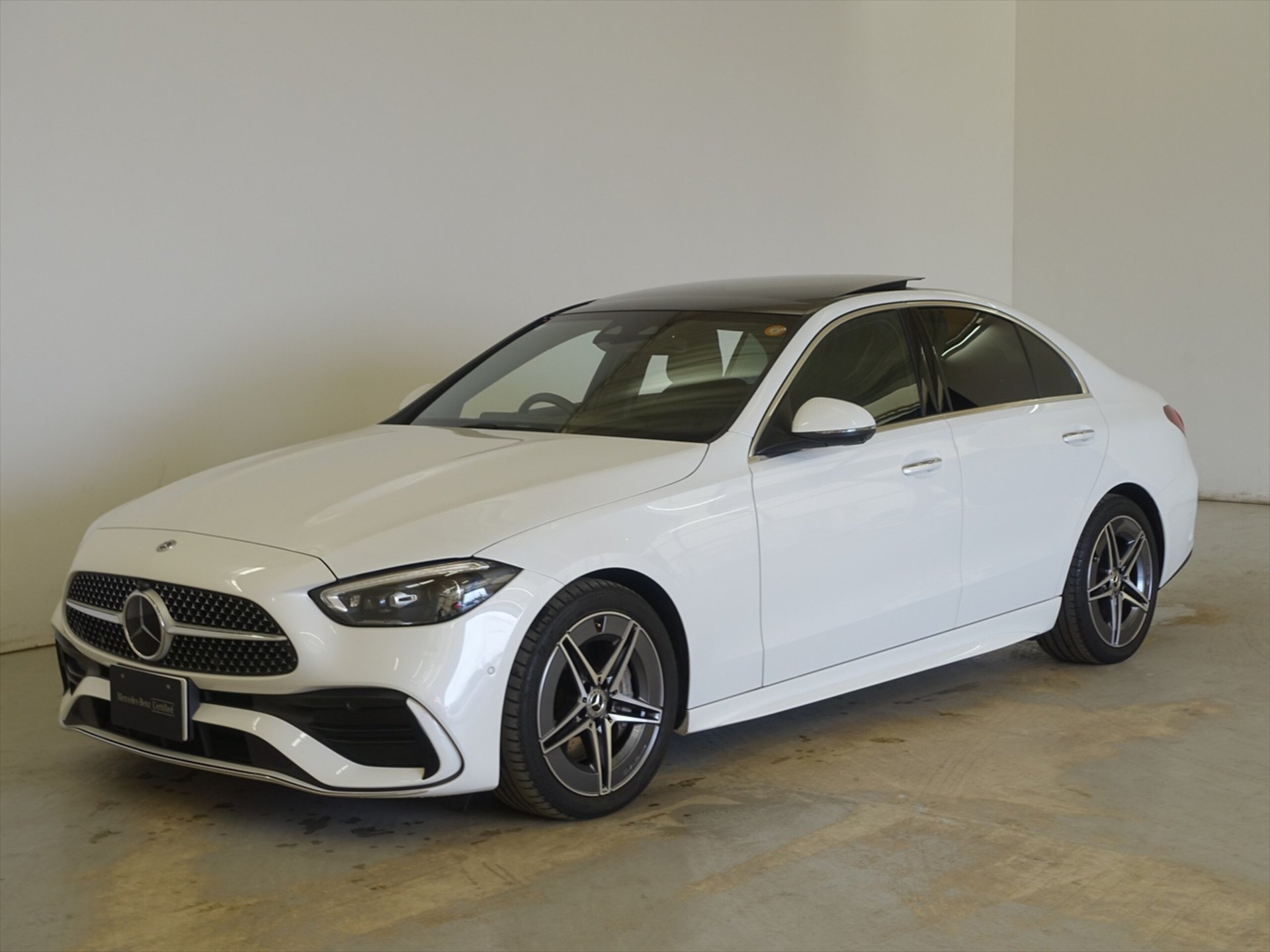 MERCEDES-BENZ C-CLASS - View 1