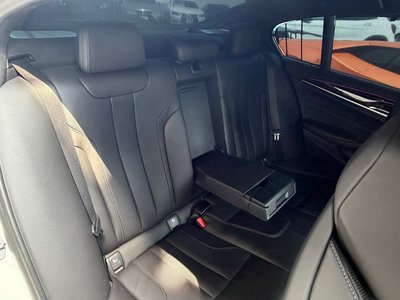 صورة 10 لـ 2018 BMW M5