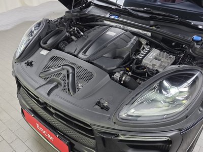 PORSCHE MACAN - 7