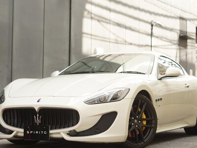 MASERATI GRANTURISMO - 1
