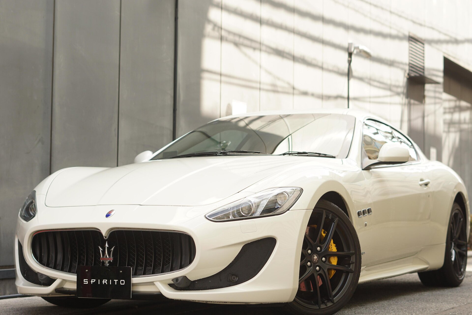 MASERATI GRANTURISMO - View 1