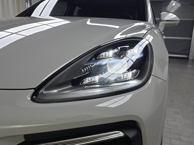 PORSCHE CAYENNE - 9
