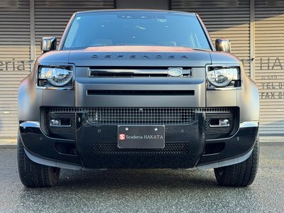 LAND ROVER DEFENDER - 2