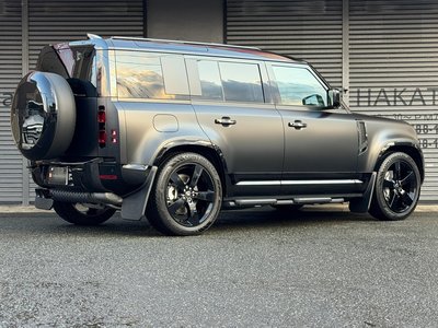 LAND ROVER DEFENDER - 5