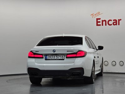 صورة 4 لـ 2020 BMW 5 SERIES