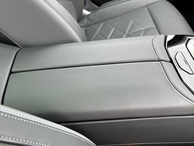 2025 BMW 5 SERIES — миниатюра 37