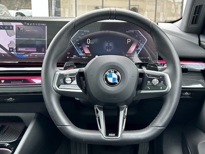 2025 BMW 5 SERIES — миниатюра 23