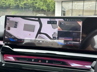 2025 BMW 5 SERIES — миниатюра 32