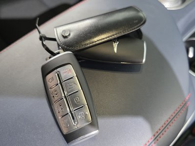 2021 Genesis GV70 — миниатюра 22