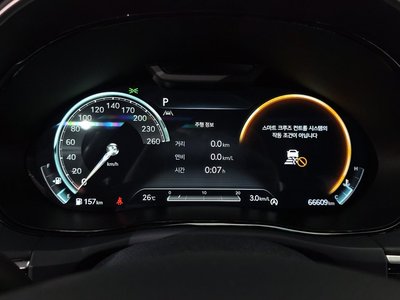 2021 Genesis GV70 — миниатюра 11