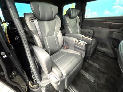 2025 Toyota ALPHARD — фото 9