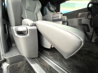 2025 Toyota ALPHARD — миниатюра 43