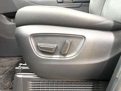 2025 Toyota ALPHARD — миниатюра 75