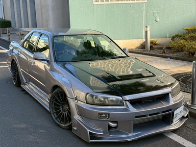 NISSAN SKYLINE