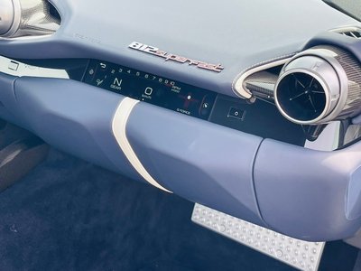 FERRARI 812 - 8