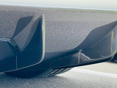 FERRARI 812 - 6