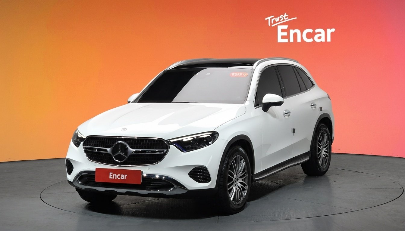 MERCEDES-BENZ GLC - View 1