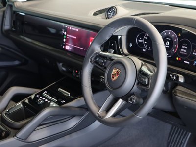 2025 Porsche CAYENNE 缩略图 11