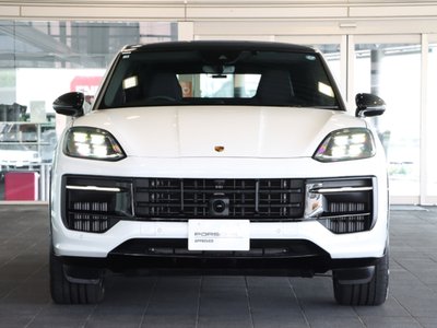 2025 Porsche CAYENNE 照片 9