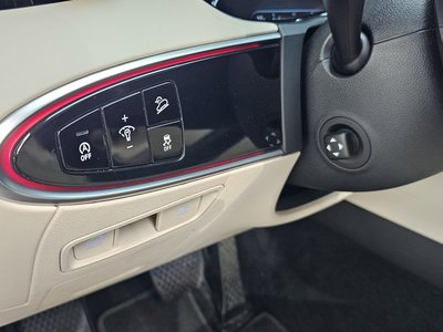 2022 Genesis GV70 — миниатюра 26