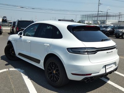 صورة 8 لـ 2020 Porsche MACAN